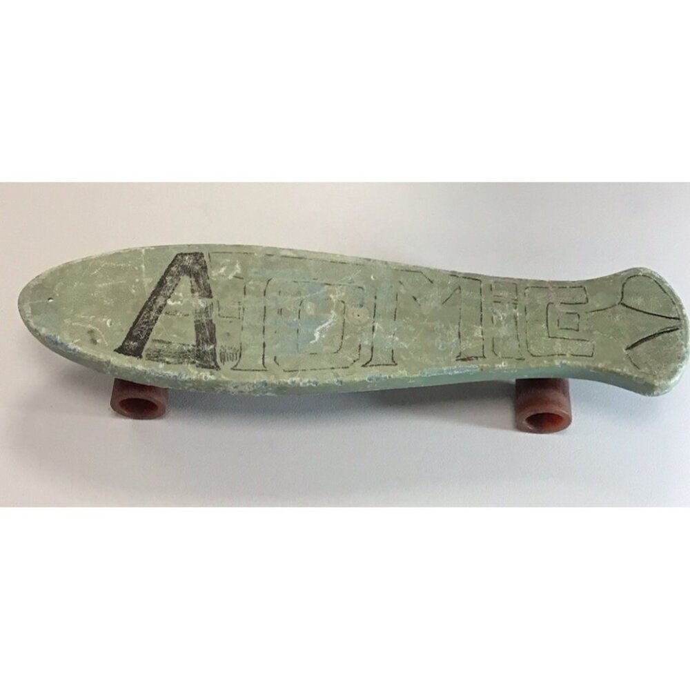Vintage ATOMIC 1970' Blue Sturdy Ribbed Plastic Heavy Duty Skateboard 25.5''🩵